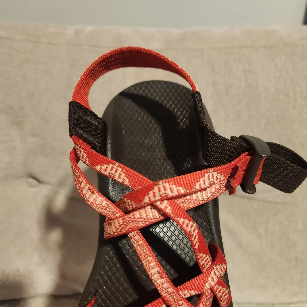 CHACO SANDAL'S Stylish Red Strappy Sandals for Women SIZE W8